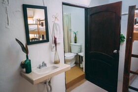 Malinche Hostel and Apartments