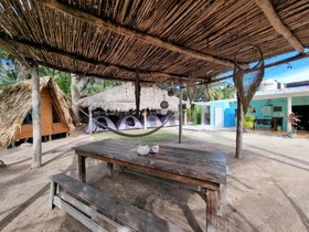 Mapache Hostel