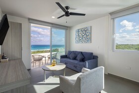 Azulea Isla Mujeres Hotel & Spa