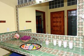 El Milagro Beach Hotel & Marina