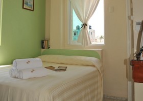 Hotel & Restaurante Bucaneros