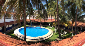 Hotel Plaza Almendros