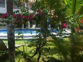 Hotel Plaza Almendros