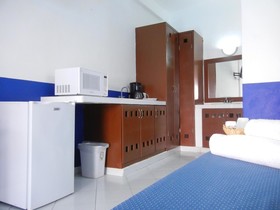 Hotel Plaza Almendros