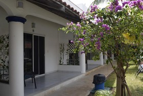Hotel Plaza Almendros