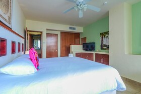 Ixchel suite by Skyrun