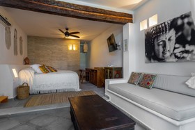 Lotus Boutique Hotel