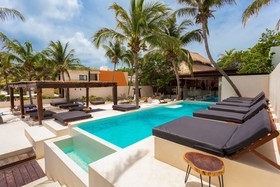 Lotus Boutique Hotel