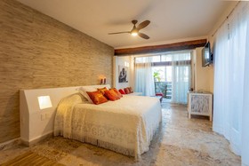 Lotus Boutique Hotel