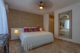 Lotus Boutique Hotel