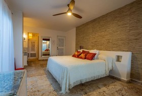 Lotus Boutique Hotel