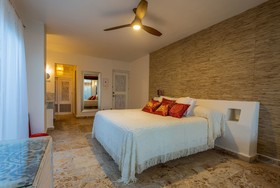 Lotus Boutique Hotel