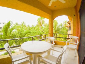Nautibeach Condos