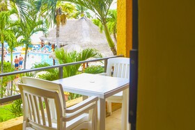 Nautibeach Condos