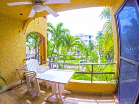 Nautibeach Condos