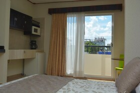 Suites Los Arcos