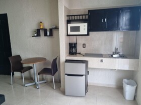 Suites Los Arcos