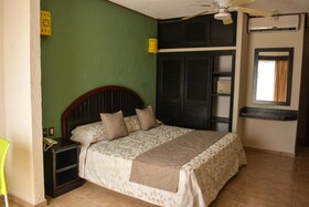 Suites Los Arcos
