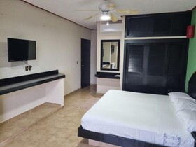 Suites Los Arcos