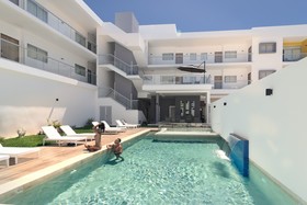 Heaven Hotel