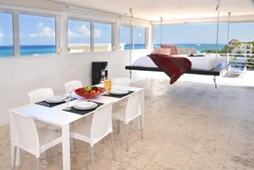 Magia Beachside