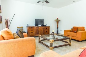 Mamitas Village