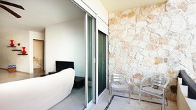 Meridian Condominium