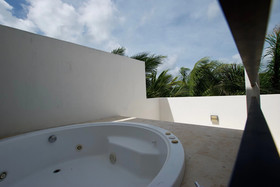 Casa Coral Luxury Condos