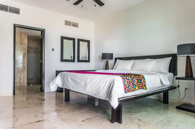 Casa Coral Luxury Condos