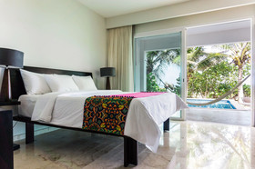 Casa Coral Luxury Condos