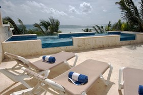 Casa Coral Luxury Condos