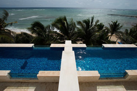 Casa Coral Luxury Condos