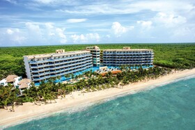 El Dorado Seaside Suites Catamarán, Cenote & More Inclusive