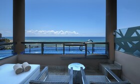 El Dorado Seaside Suites Catamarán, Cenote & More Inclusive