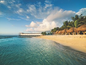 El Dorado Seaside Suites Catamarán, Cenote & More Inclusive