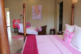 Villa Alma Rosa by RMH