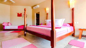 Villa Alma Rosa by RMH
