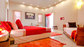 Villa Alma Rosa by RMH