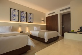 Altitude by Krystal Grand Punta Cancún