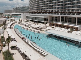 AVA Resort Cancun