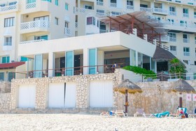 BSEA Cancun Plaza