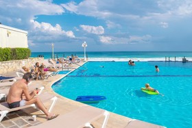 BSEA Cancun Plaza