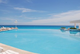 BSEA Cancun Plaza