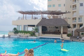 BSEA Cancun Plaza