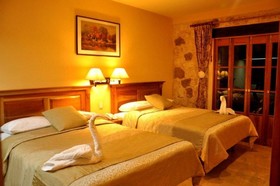 Cancun International Suites
