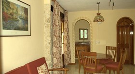 Cancun International Suites