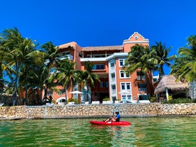 Casa Tortugas Boutique Hotel