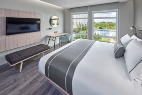 City Express Plus by Marriott Cancún Aeropuerto Riviera