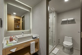 City Express Suites by Marriott Cancún Aeropuerto Riviera