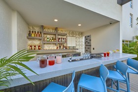 City Express Suites by Marriott Cancún Aeropuerto Riviera